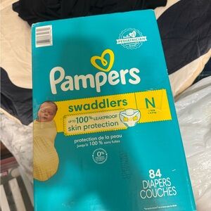 Pampers Swaddlers Diapers - Newborn, 84 Count